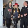 Rita Ora et son petit ami Ricky Hil à l'aéroport de LAX à Los Angeles, le 22 octobre 2014.