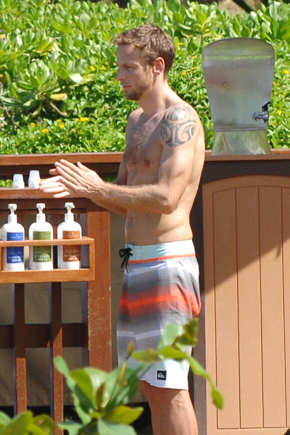 Jenson Button lors de ses vacances avec sa fiancée Jessica Michibata sur l'île de Maui à Hawaï, le 20 octobre 2014