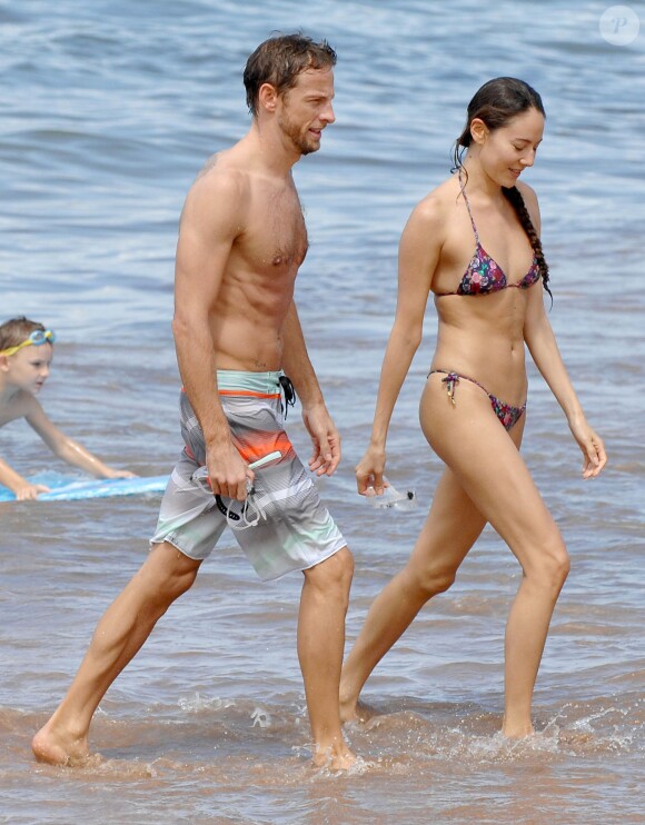 Jenson Button et sa belle fiancée Jessica Michibata lors de leurs vacances amoureuses sur l'île de Maui à Hawaï, le 20 octobre 2014