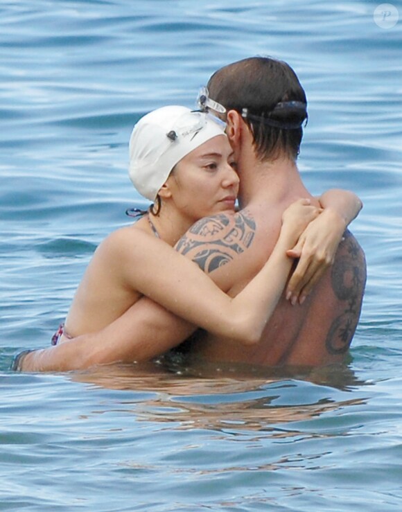 Jenson Button et sa belle fiancée Jessica Michibata lors de leurs vacances amoureuses sur l'île de Maui à Hawaï, le 20 octobre 2014