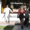 Kris Jenner et ses filles Kourtney et Khloé Kardashian sont allées déjeuner au restaurant Cuvée, puis fait quelques emplettes dans une boutique Bel Bambini. Los Angeles, le 6 novembre 2014.