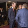 Le prince William rencontre des gens lors d'une réception donnée au Millennium Stadium de Cardiff, au Pays de Galles, après le match de rugby opposant le Pays de Galles à l'Australie, le 8 novembre 2014