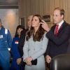 Le prince William et sa femme Kate Middleton ont visité la raffinerie de Valero Pembroke au Pays de Galles, le 8 novembre 2014.