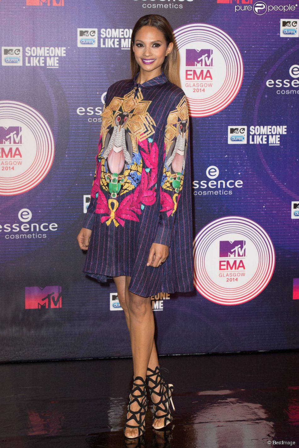  Alesha Dixon assiste aux MTV Europe Music Awards 2014 au SSE Hydro. Glasgow, le 9 novembre 2014. 