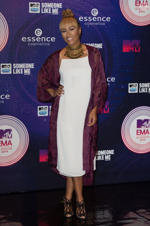 Emelie Sandé assiste aux MTV Europe Music Awards 2014 au SSE Hydro. Glasgow, le 9 novembre 2014.