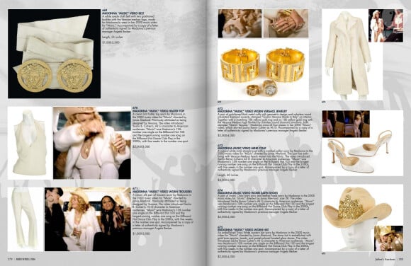 La tenue et les bijoux portés par Madonna dans son clip "Music" vendus aux enchères par Julien's Auctions lors de la vente Icons and Idols: Rock'n'Roll les 7 et 8 novembre 2014.