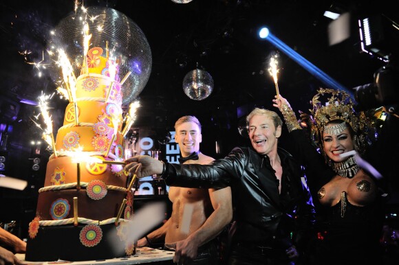 Tony Gomez - Le Queen célèbre les 25 ans de sa soirée incontournable "Disco Queen" en invitant l'équipe du cabaret de Thierry Mugler à Paris le 17 novembre 2014