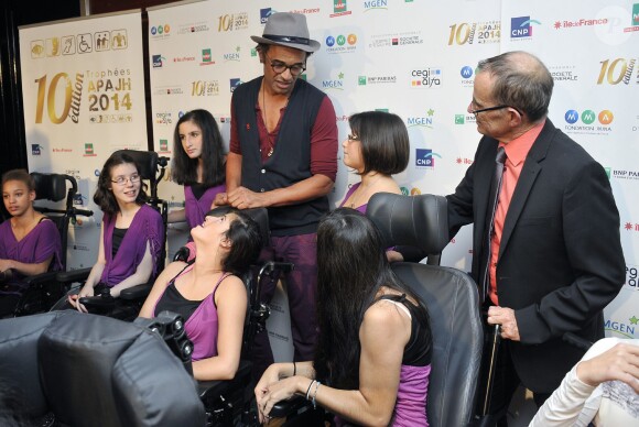 Yannick Noah lors des 10e Trophées APAJH (Association Pour Adultes et Jeunes Handicapés) 2014 au Carrousel du Louvre. Paris, le 17 novembre 2014.