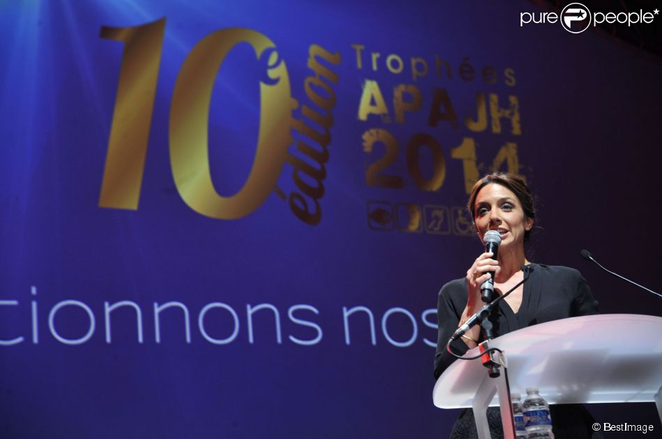  Virginie Guilhaume lors des 10e Trophées APAJH (Association Pour Adultes et Jeunes Handicapés) 2014 au Carrousel du Louvre. Paris, le 17 novembre 2014. 