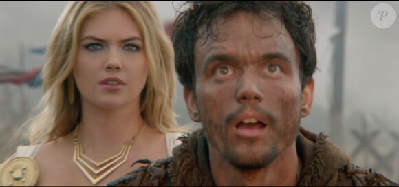 Kate Upton incarne une Athena sulfureuse pour le jeu sur mobile Game of War - Fire Age. Novembre 2014.