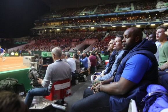 Teddy Riner - Finale de la Coupe Davis au Stade Pierre Mauroy de Lille. Roger Federer remporte le match qui l'opposait à Richard Gasquet (6/4-6/2-6/2) le 23 novembre 2014.