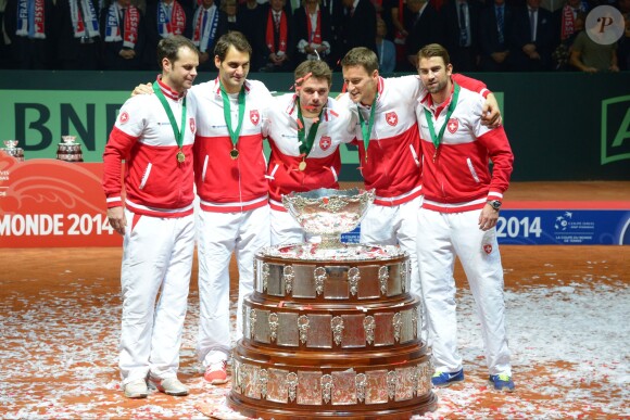 Roger Federer - Finale de la Coupe Davis au Stade Pierre Mauroy de Lille. Roger Federer remporte le match qui l'opposait à Richard Gasquet (6/4-6/2-6/2) le 23 novembre 2014.