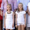 L'infante Sofia et la princesse Leonor des Asturies en vacances avec leurs parents Felipe et Letizia d'Espagne le 11 août 2014 à Majorque