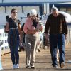 Katie Holmes avec ses parents à Malibu, le 25 novembre 2014