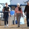 Katie Holmes est allée déjeuner avec ses parents à Malibu, le 25 novembre 2014