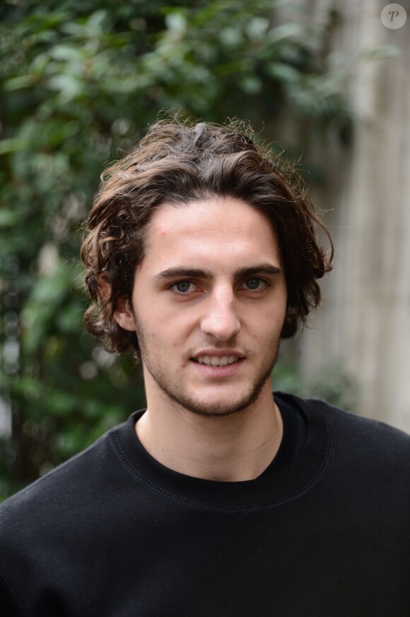 Adrien Rabiot lors du déjeuner organisé par le président du PSG Nasser Al-Khelaïfi au restaurant La Société, à Paris le 27 novembre 2014