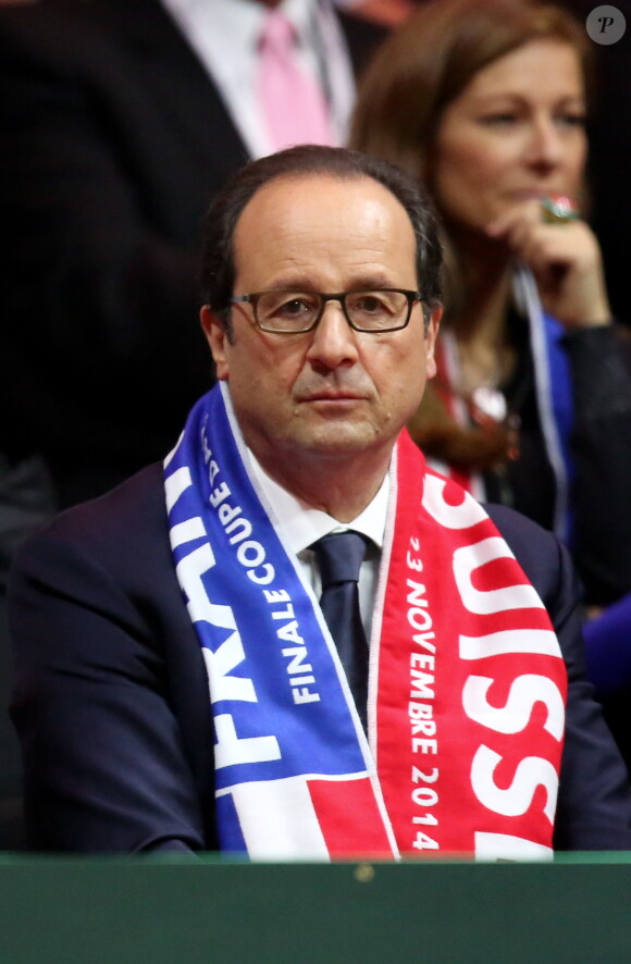François Hollande - Finale de la Coupe Davis au Stade Pierre Mauroy de Lille Métropole. Match en double remporté par la Suisse face à la France le 22 novembre 2014