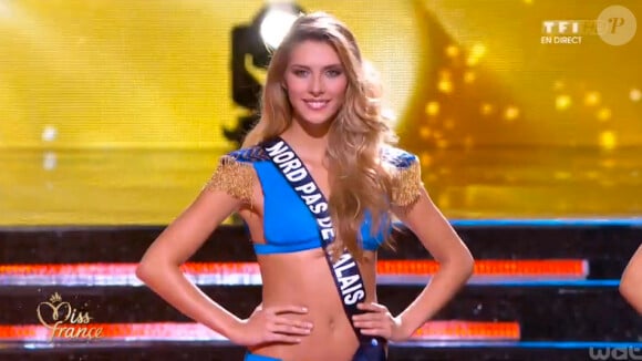 Miss Nord-Pas-de-Calais, finaliste, lors de la cérémonie de Miss France 2015 sur TF1, le samedi 6 décembre 2014.