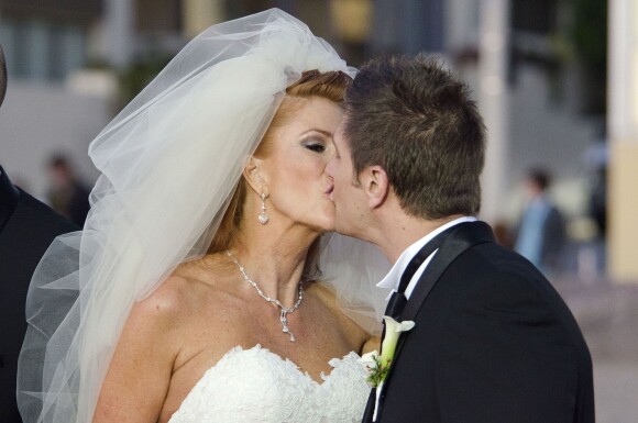 Exclusif - Mariage de la superbe Angie Everhart et Carl Ferro à Santa Monica, le 6 décembre 2014.