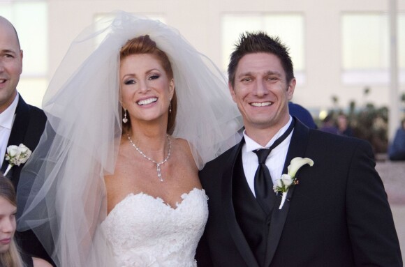 Exclusif - Mariage d'Angie Everhart et Carl Ferro à Santa Monica, le 6 décembre 2014.