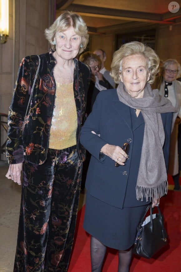 Marisa Borini et Bernadette Chirac lors du dîner LINK pour AIDES, le 8 décembre, au Palais d'Iéna, à Paris.