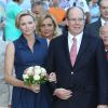 Le prince Albert II de Monaco et la princesse Charlène de Monaco enceinte ont participé au traditionnel Pique Nique 2014 des monégasques dans les jardins du parc de la princesse Antoinette à Monaco, le 1er septembre 2014. Prince Albert II of Monaco and pregnant Princess Charlene of Monaco attend the annual traditional picnic of the Principality, in the Princess Antoinette Park. Monaco, September 1st 2014.01/09/2014 - Monaco