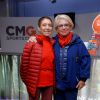 Véronique et Davina reprennent du service à la salle de sport One Maillot du CMG Sports Club le 14 décembre 2014 à Paris.
