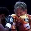 Mickey Rourke, pour son retour en boxe à 62 ans et dix-huit ans après son dernier combat, a mis KO Elliot Seymour, 29 ans, le 28 novembre 2014 à Moscou, en Russie. Le Daily Mail révèle que ce jeune adversaire ne serait guère qu'un pauvre type aperçu dans sa salle de sport en Californie, SDF depuis 2013, désespéré et sans avenir dans le noble art...