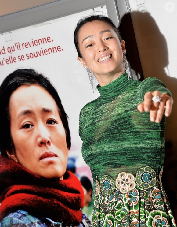 Gong Li présente à l'avant-première du film "Coming Home" au MK2 Bibliothèque à Paris, le 16 décembre 2014.
