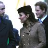 Le prince Charles, prince de Galles, le prince William, duc de Cambridge, Catherine Kate Middleton, la duchesse de Cambridge enceinte et le prince Harry assitent à la messe de Noël à Sandringham, le 25 décembre 2014.