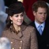 Le prince William, le duc de Cambridge, Catherine Kate Middleton, la duchesse de Cambridge enceinte et le prince Harry assistent à la messe de Noël à Sandringham, le 25 décembre 2014.