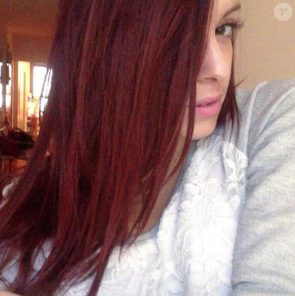 Alexia de Secret Story 7 et sa nouvelle couleur de cheveux. Décembre 2014.