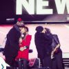 Keith Urban et sa femme Nicole Kidman se sont embrassés sur la scène lors d'un concert organisé au Canada, devant 60 000 personnes. Le 31 décembre 2014.