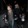 Nicole Kidman, son mari Keith Urban et leurs filles Faith Margaret et Sunday Rose arrivent à l'aéroport LAX de Los Angeles. Le 26 mars 2014  