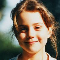 Kate Middleton, enceinte : Une photo d'enfance pour fêter son 33e anniversaire !