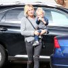 Exclusif - Malin Akerman emmène son fils Sebastian chez le médecin à Santa Monica, le 23 décembre 2014 