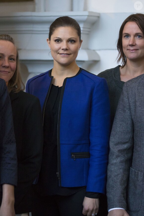 Le roi Carl XVI Gustaf, la reine Silvia et la princesse héritière Victoria de Suède recevaient des médecins suédois de retour de leur mission en Afrique contre le virus Ebola, le 13 janvier 2015