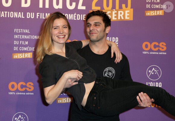 Adrianna Gradziel et Pio Marmaï (pour le film "Toute première fois") - Cérémonie de clôture du 18ème festival international du film de comédie de l'Alpe d'Huez, le 17 janvier 2015.