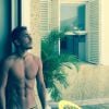 Vivian, candidat de "Secret Story 8", a intégré le casting des "Anges 7". Au Brésil le jeune homme multiplie les selfies. Janvier 2015.