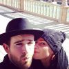 Fauve Hautot et son petit ami Jules heureux et amoureux à Séville pour la nouvelle année
