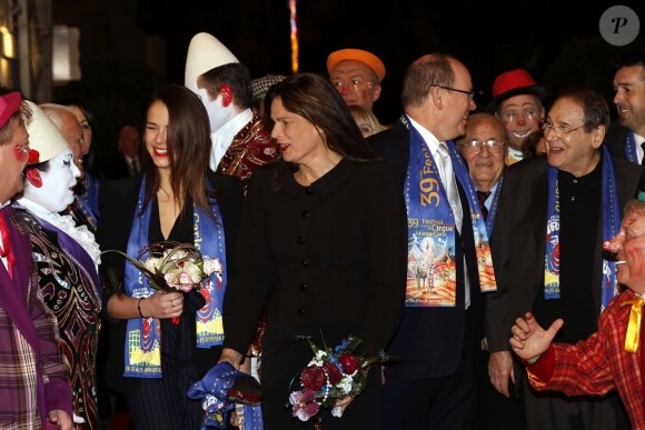 Pauline Ducruet, la princesse Stéphanie de Monaco, le prince Albert II de Monaco, Robert Hossein lors de la soirée de gala du 39e Festival du cirque de Monte-Carlo, le 20 janvier 2015 sous le chapiteau de Fontvieille.