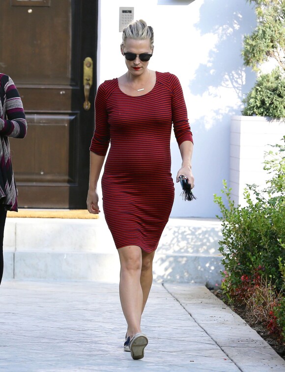 Molly Sims enceinte à la sortie d'un rendez-vous à Los Angeles, le 21 janvier 2015