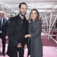 Natalie Portman et son mari Benjamin Millepied assistent au défilé Christian Dior haute couture printemps-été 2015 au musée Rodin. Paris, le 26 janvier 2015.