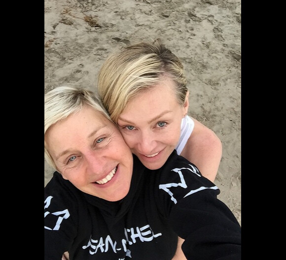 Le 26 janvier 2015, Ellen DeGeneres a partagé une photo en compagnie de sa femme Portia de Rossi sur le réseau social Twitter.