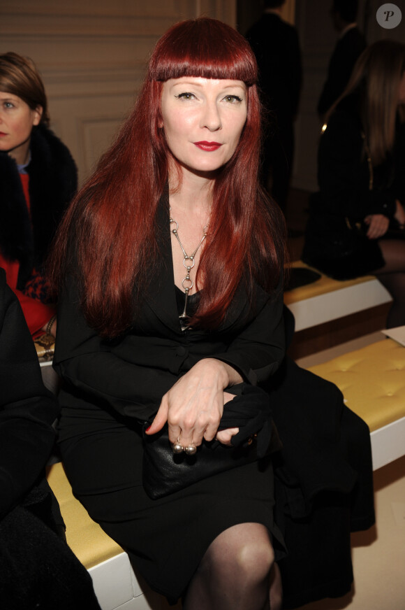 La créatrice de bijoux Betony Vernon assiste au défilé La Perla Atelier printemps-été 2015 à l'hôtel Salomon de Rothschild. Paris, le 26 janvier 2015.