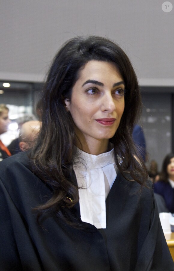 Amal Alamuddin-Clooney plaide pour défendre l'Arménie devant la Cour Européenne des droits de l'homme à Strasbourg le 28 janvier 2015.