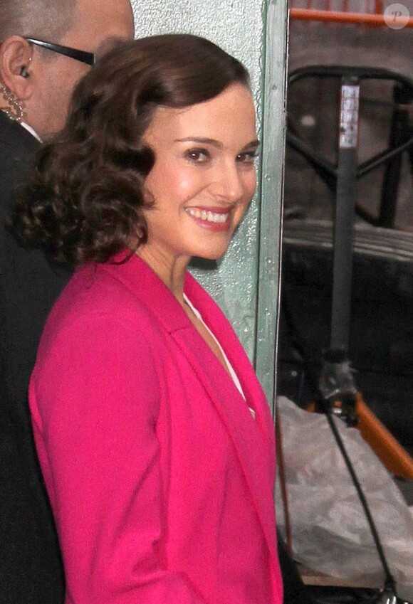 Natalie Portman à la sortie des studios ABC à New York le 7 novembre 2013.