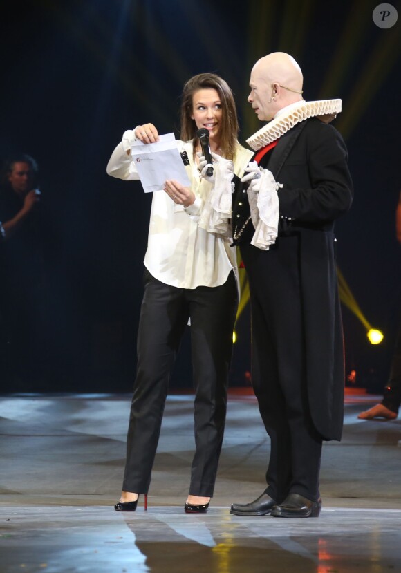 Exclusif - Lorie (Laure Pester) et Giuliano Peparini en backstage  à la Soirée de remise des prix du 36ème Festival Mondial du Cirque de Demain au Cirque Phenix à Paris, le 1er février 2015. 