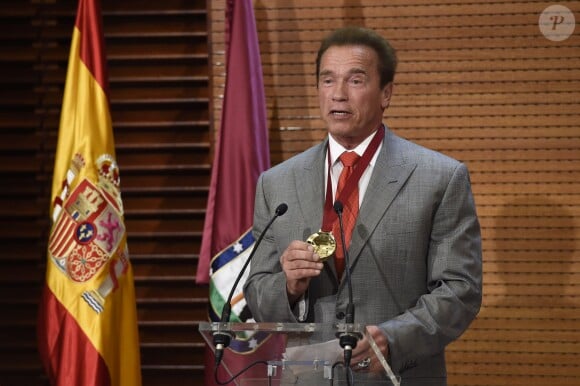 Arnold Schwarzenegger a reçu la médaille l'Ambassadeur de la ville de Madrid en présence de sa compagne Heather Milligan. Le 26 septembre 2014.