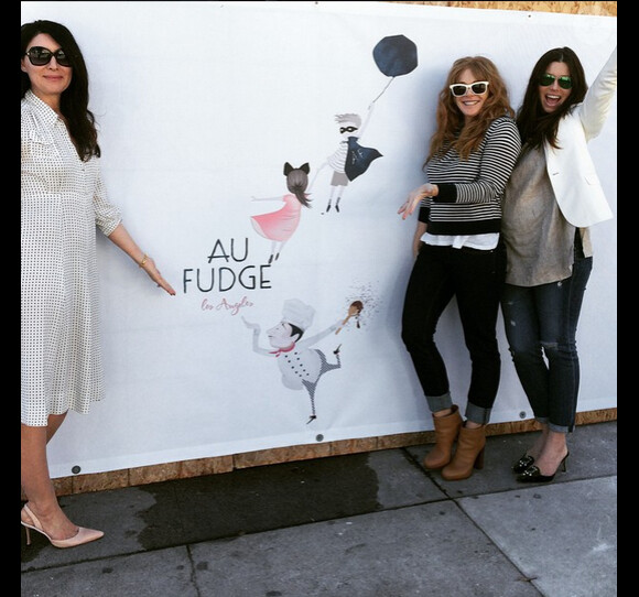 L'actrice Jessica Biel (enceinte) présente le logo de son futur restaurant Au Fudge qui devrait ouvrir prochainement, elle a posté cette photo sur son compte Instagram le 5 février 2015.